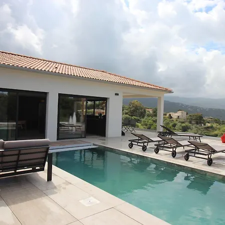 D Exception Piscine Privee 200m2 10 Pers Restonica Les Terrasses De Ruppione Pietrosella