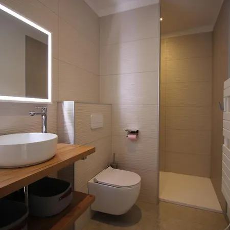 D Exception Piscine Privee 200m2 10 Pers Restonica Les Terrasses De Ruppione * Pietrosella