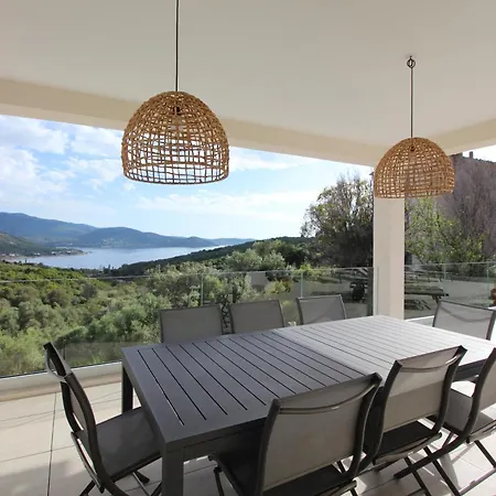 D Exception Piscine Privee 200m2 10 Pers Restonica Les Terrasses De Ruppione Villa Pietrosella
